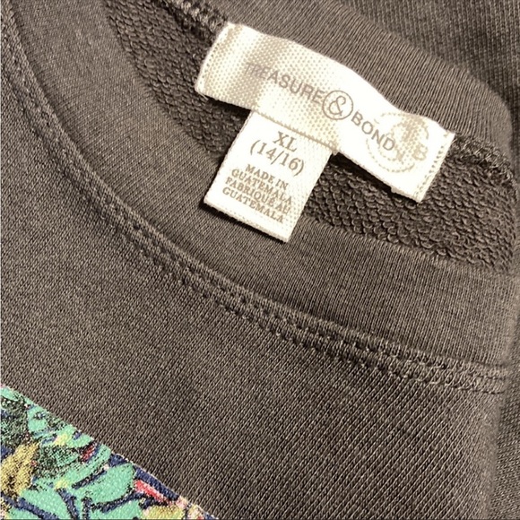 NEW Treasure & Bond Run DMC Sweatshirt Kids XL or Adult Small Retail $39 - Picture 6 of 10